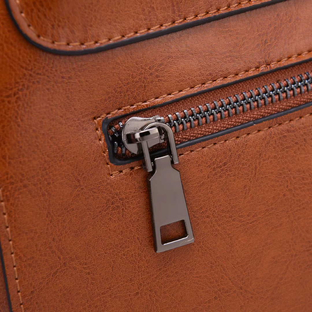 Kaelith Backpack in Black - Lync Nova