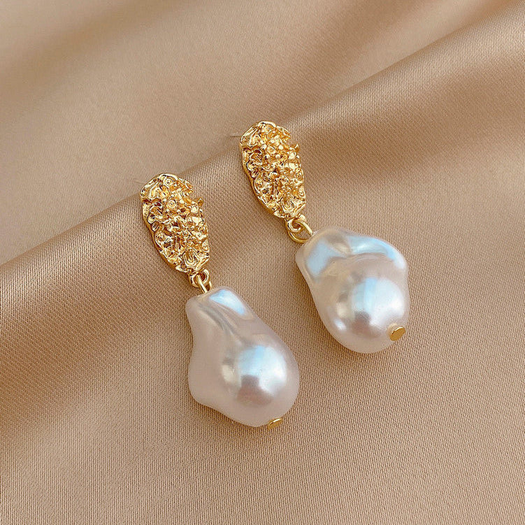 Champagne Dreams Pearl Earrings