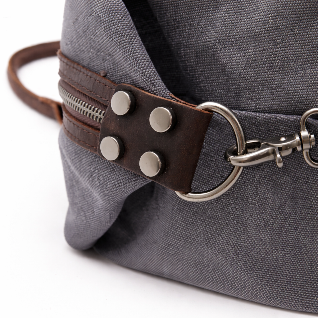 Valmont Travel Bag in Light Gray - Lync Nova