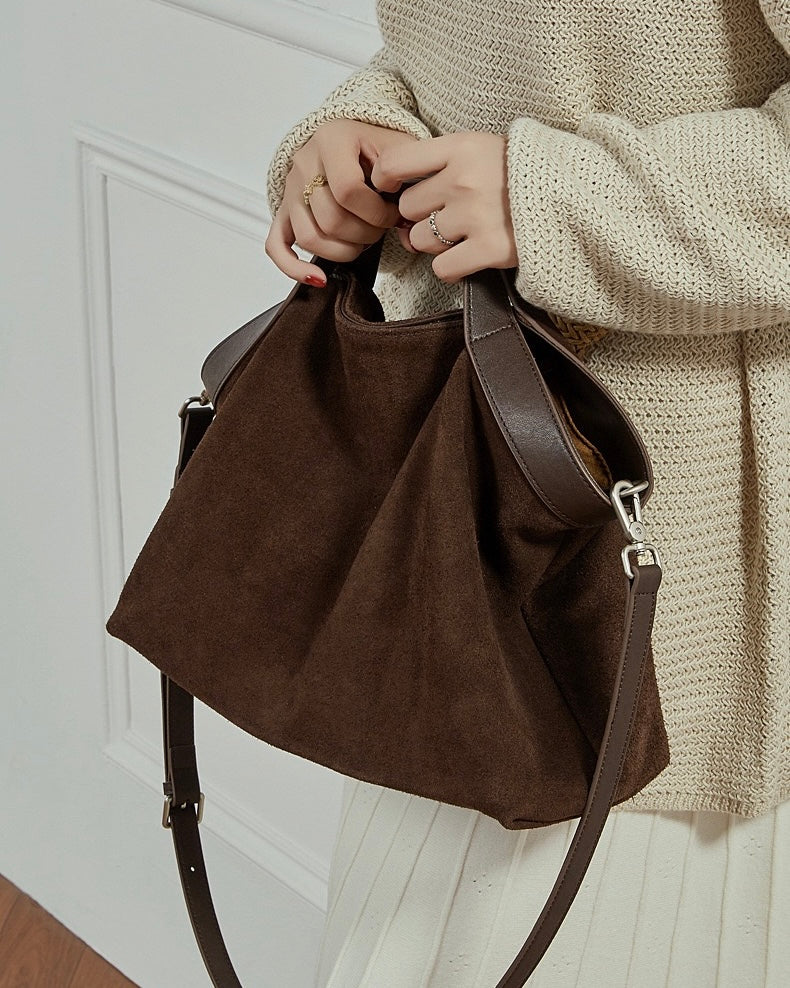 Varellea Tote Bag in Signature Caramel Brown - Lync Nova